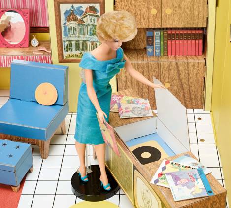 Barbie Dream House By Mattel Inc Doll House and Accessories 